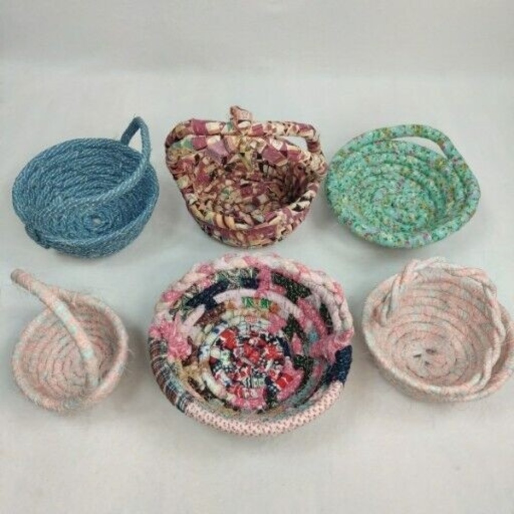 Lot Of 6 Vintage Handmade Fabric Rope Baskets Quilt Remnant Patterns‎ BOJO